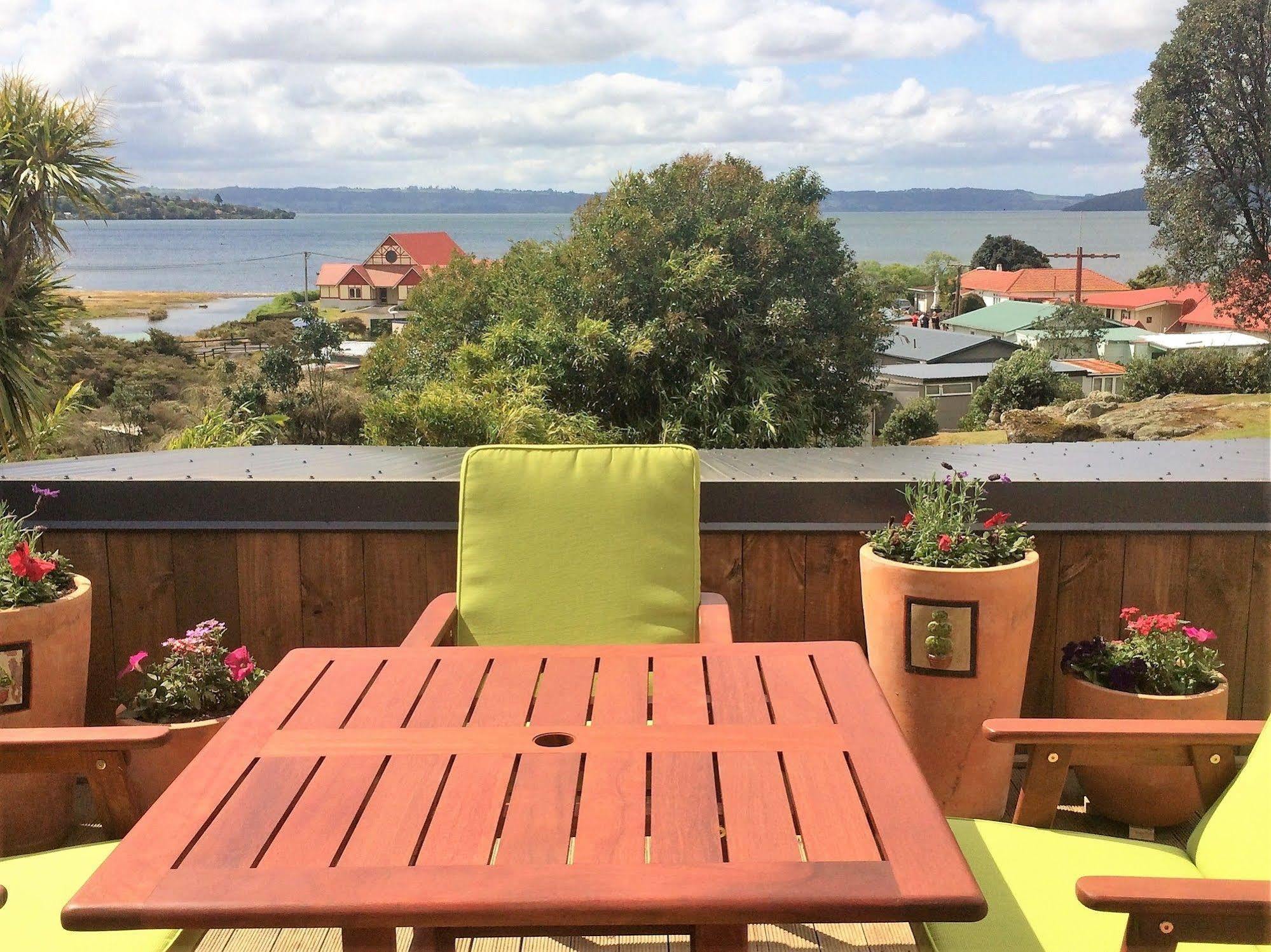 Lakeside City Apartments - Penthouse And Studio Rotorua Eksteriør bilde
