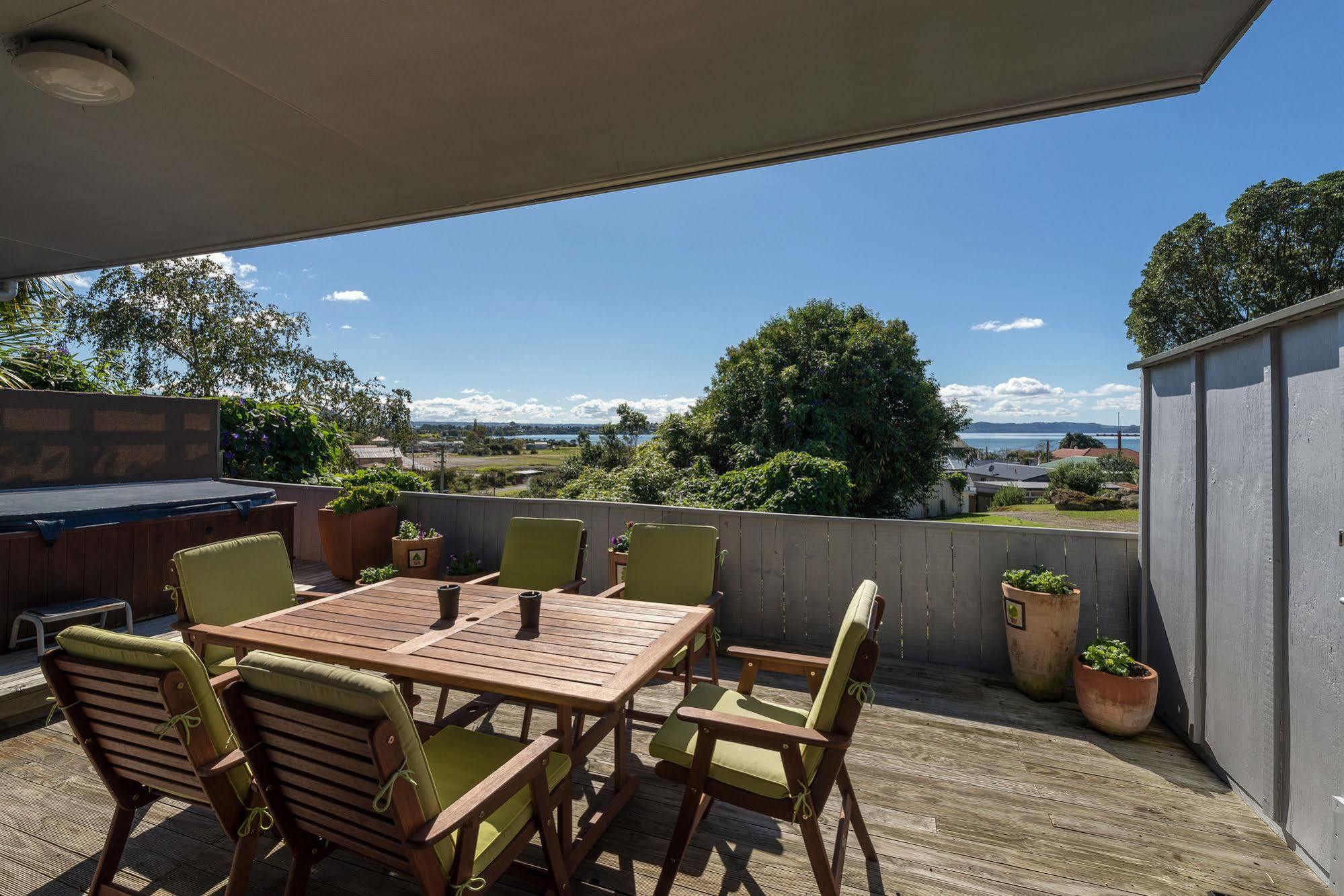 Lakeside City Apartments - Penthouse And Studio Rotorua Eksteriør bilde