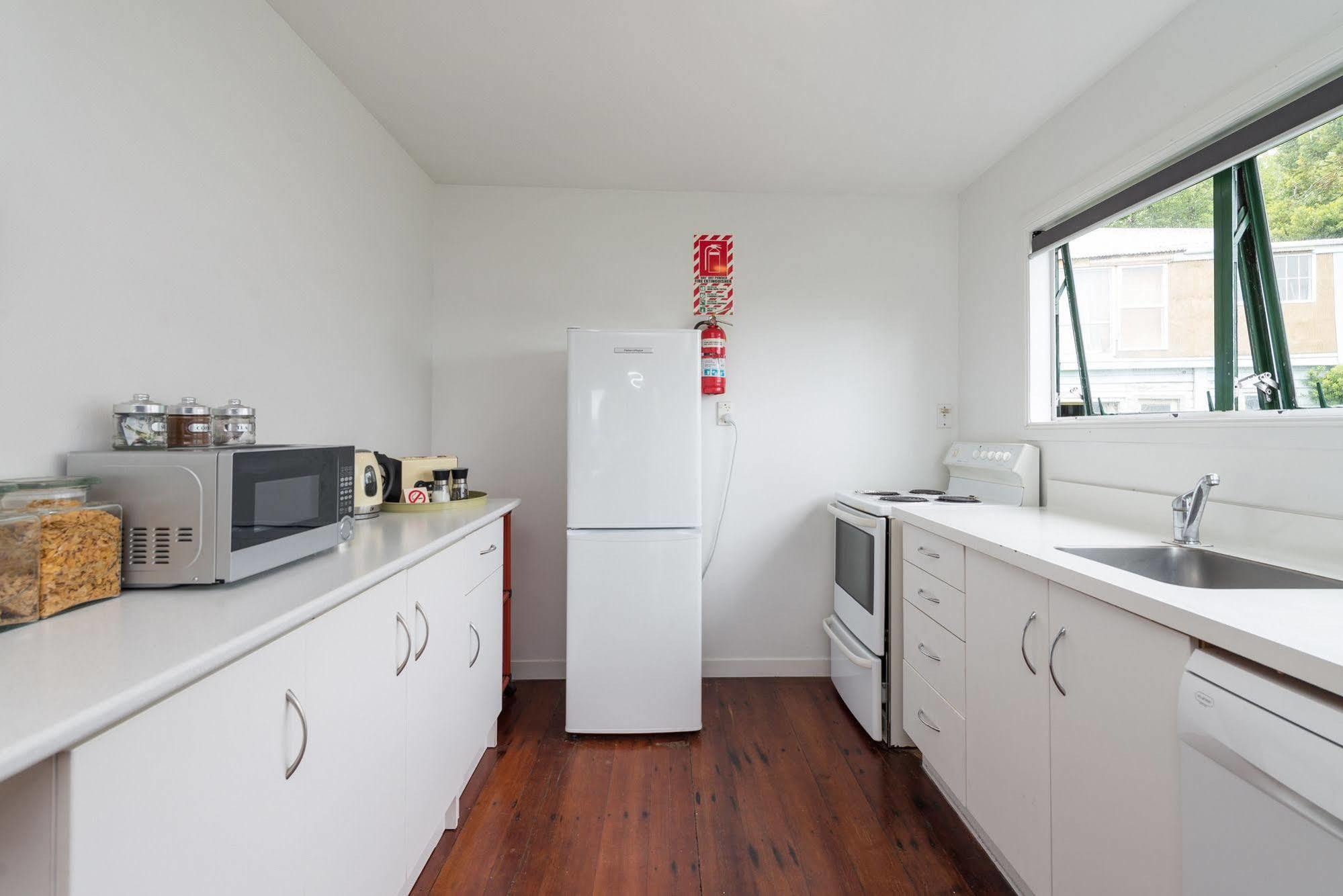 Lakeside City Apartments - Penthouse And Studio Rotorua Eksteriør bilde